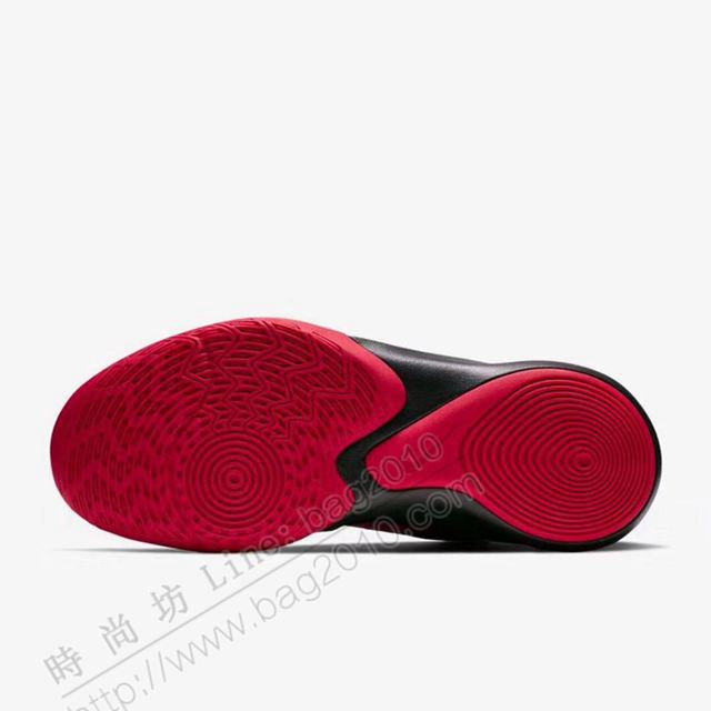 Nike男鞋 專櫃同款 耐克新款男士中幫緩震耐磨實戰籃球輕便鞋  hdx13206